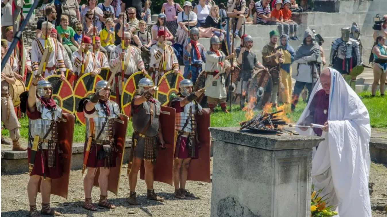 Barbár hordákkal csaptak össze a katonák Budán − Videó