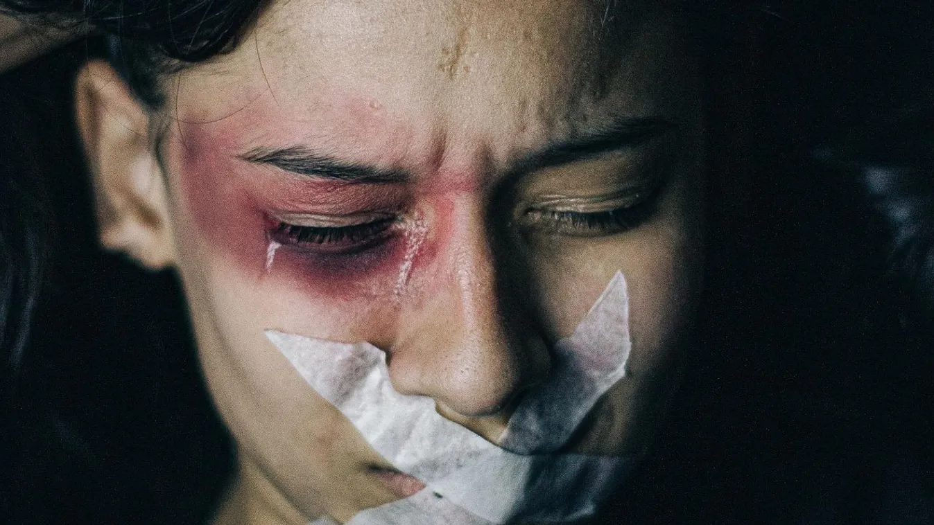 Rendszeresen verte és alázta feleségét a magyar férfi