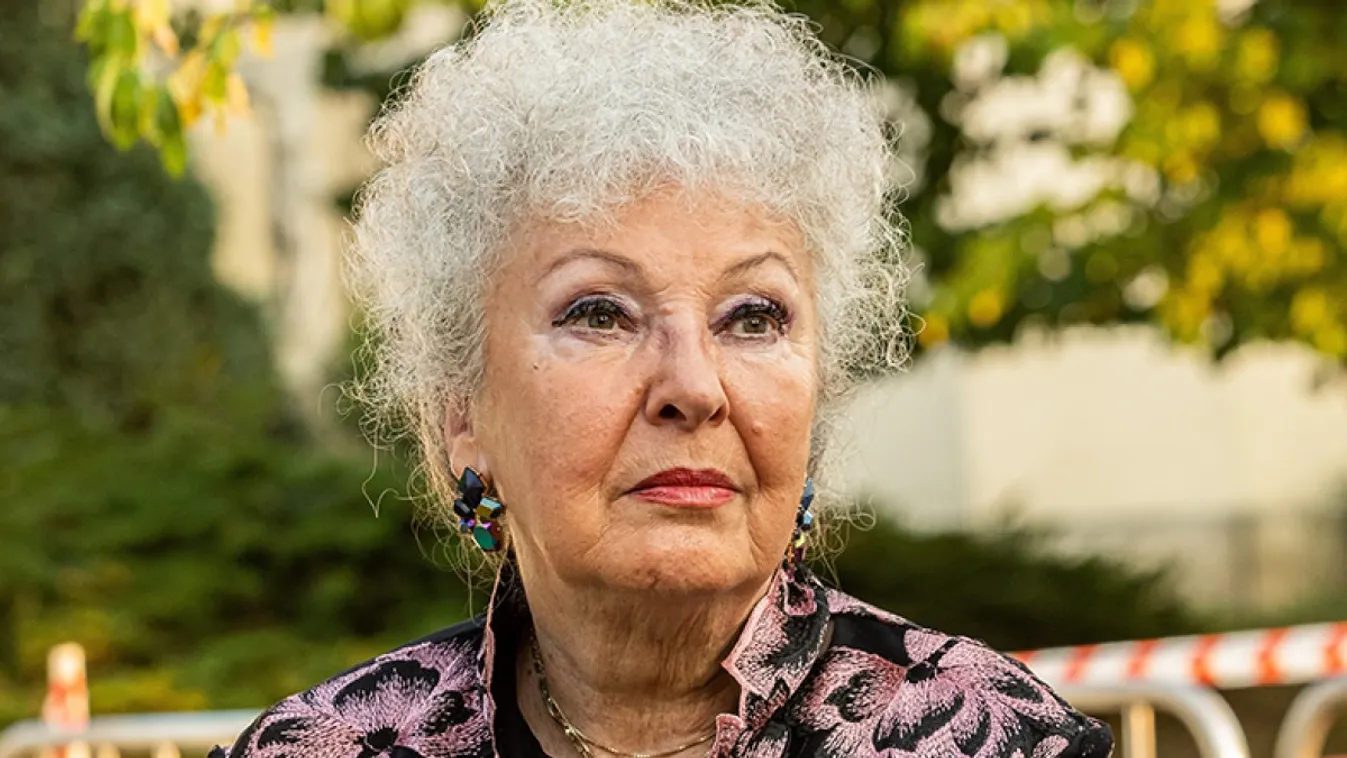 Fodor Zsókának érettségi nélkül lett diplomája