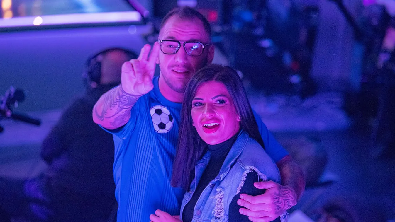 Micsoda látvány: Curtis volt felesége megmutatta a fenekét