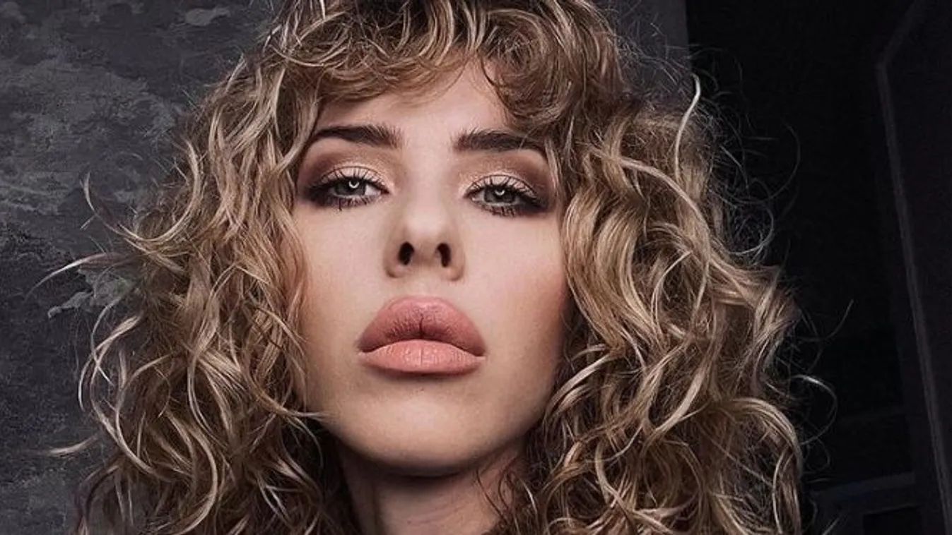 Senki nem hinné, hogy ennyi kaja elfér Cinthya Dictatorban