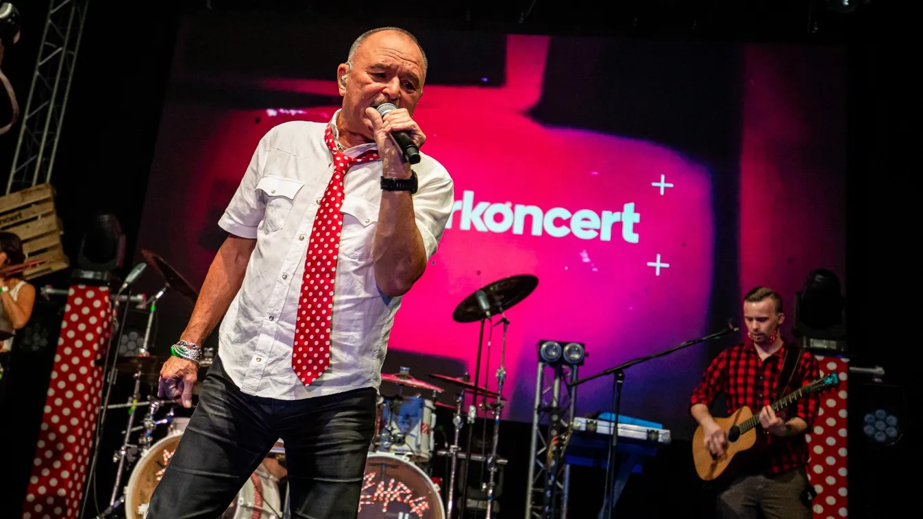 Hamarosan érkezik Nagy Feró negyedik unokája