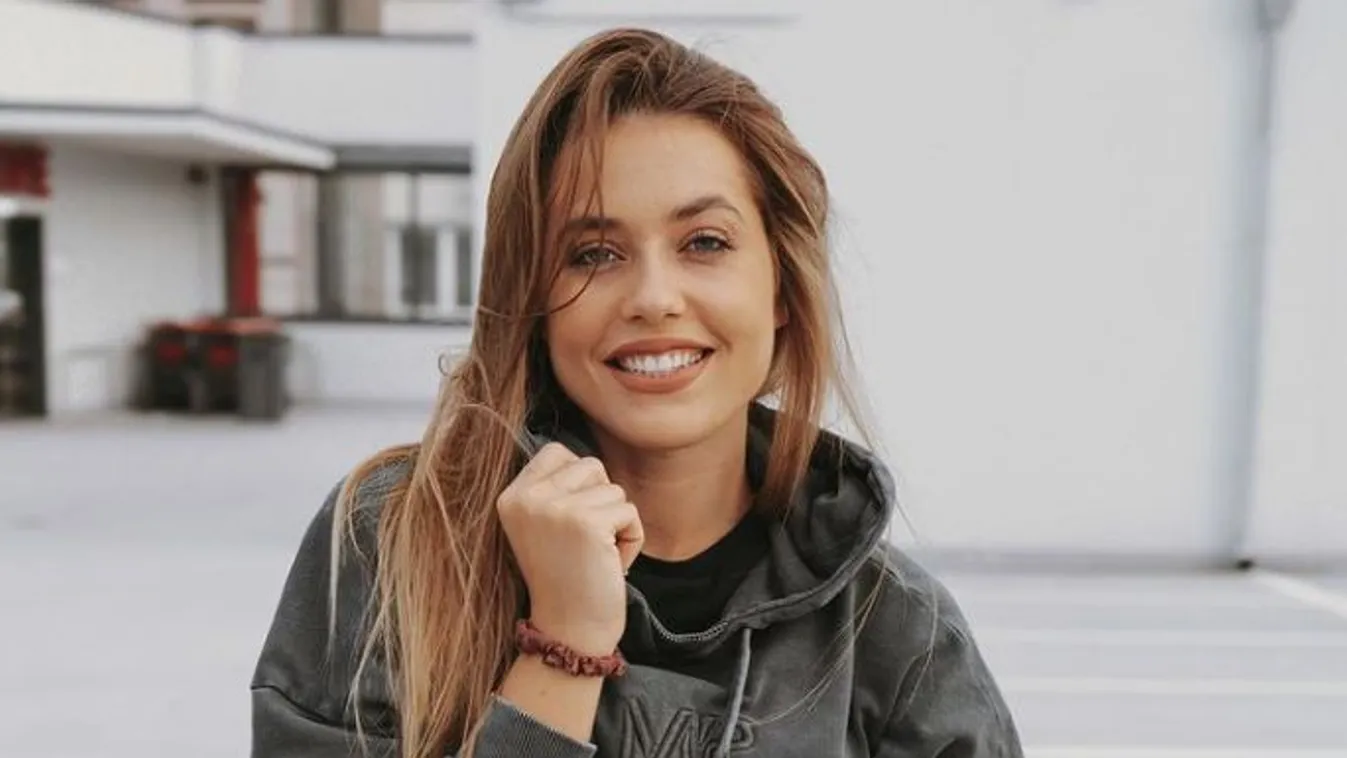 Férjhez ment Rubint Rella