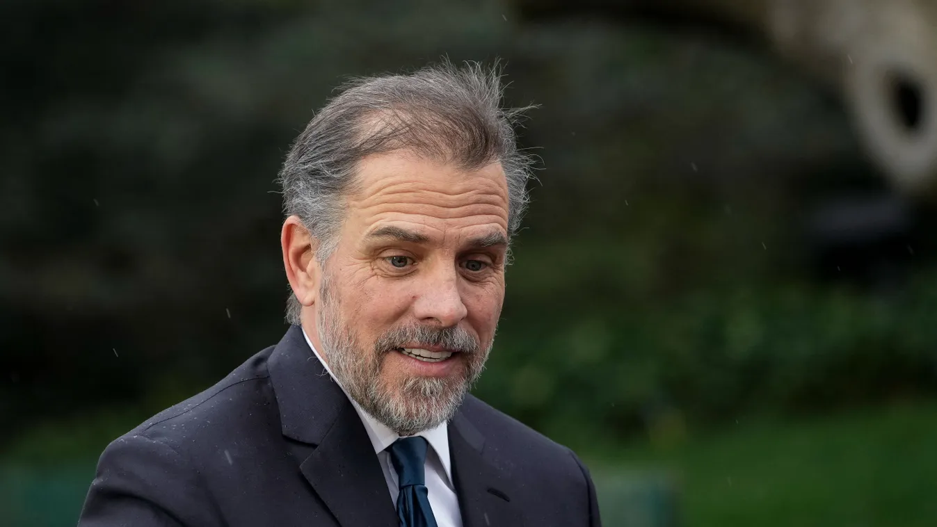 Szexképeket szivárogtak ki az amerikai elnök fiáról