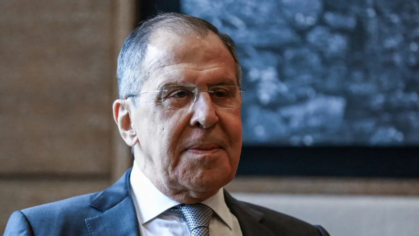 Lavrov: Példátlan, hogy NATO-országok nem engedik át az orosz külügyminiszter gépét