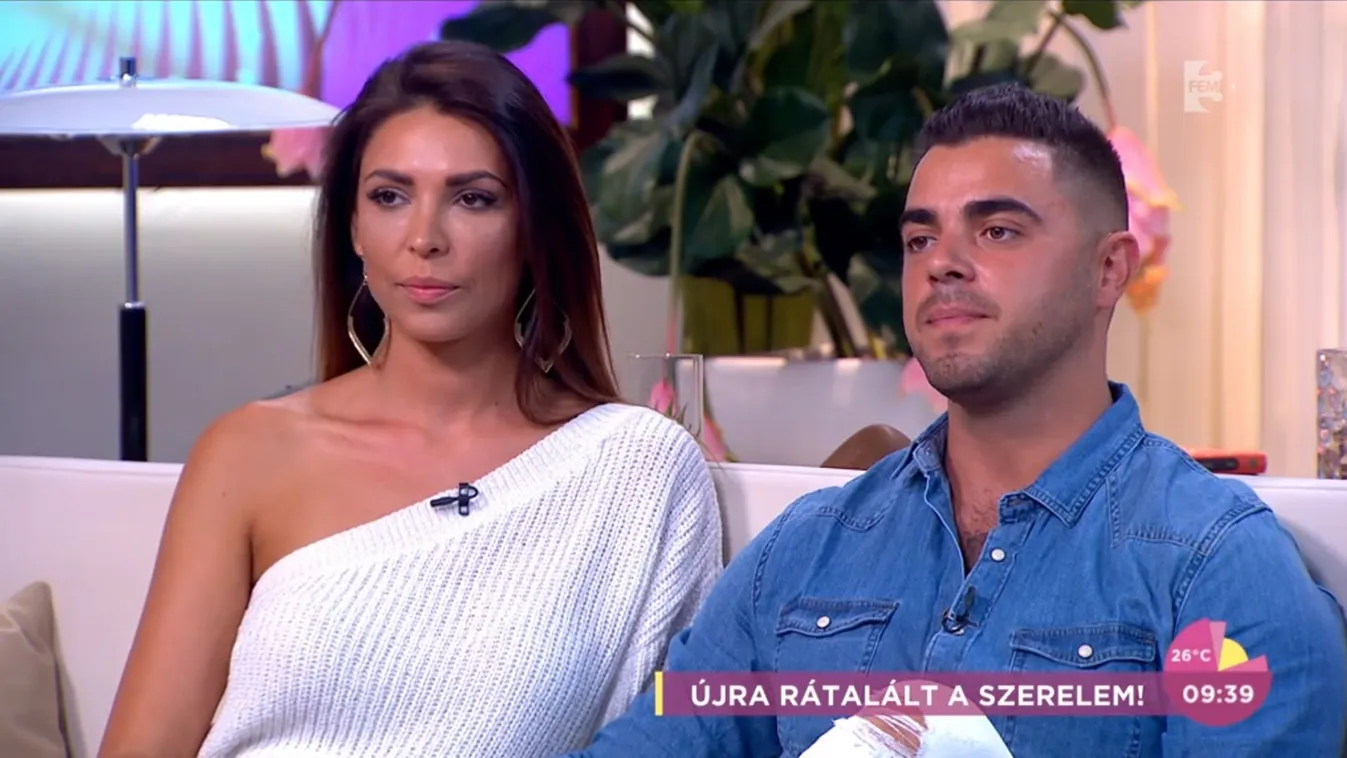 Ritka pillanat: közös képen Young G kislányai – Fotó