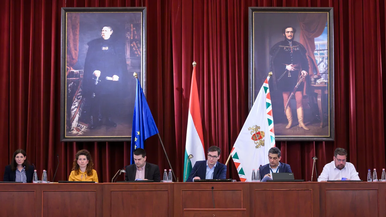 Tüttő Kata szerint az embereknek kell változniuk