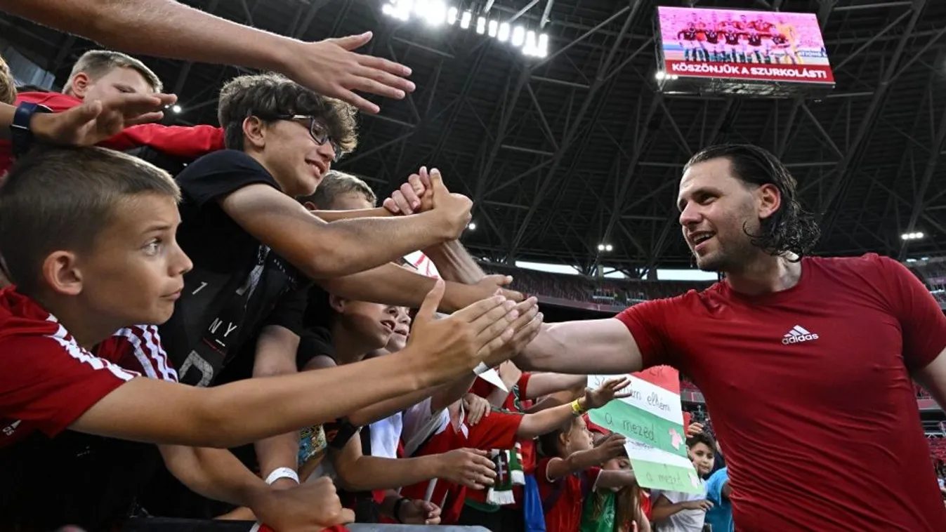 Szalai Ádám és a gyerekek