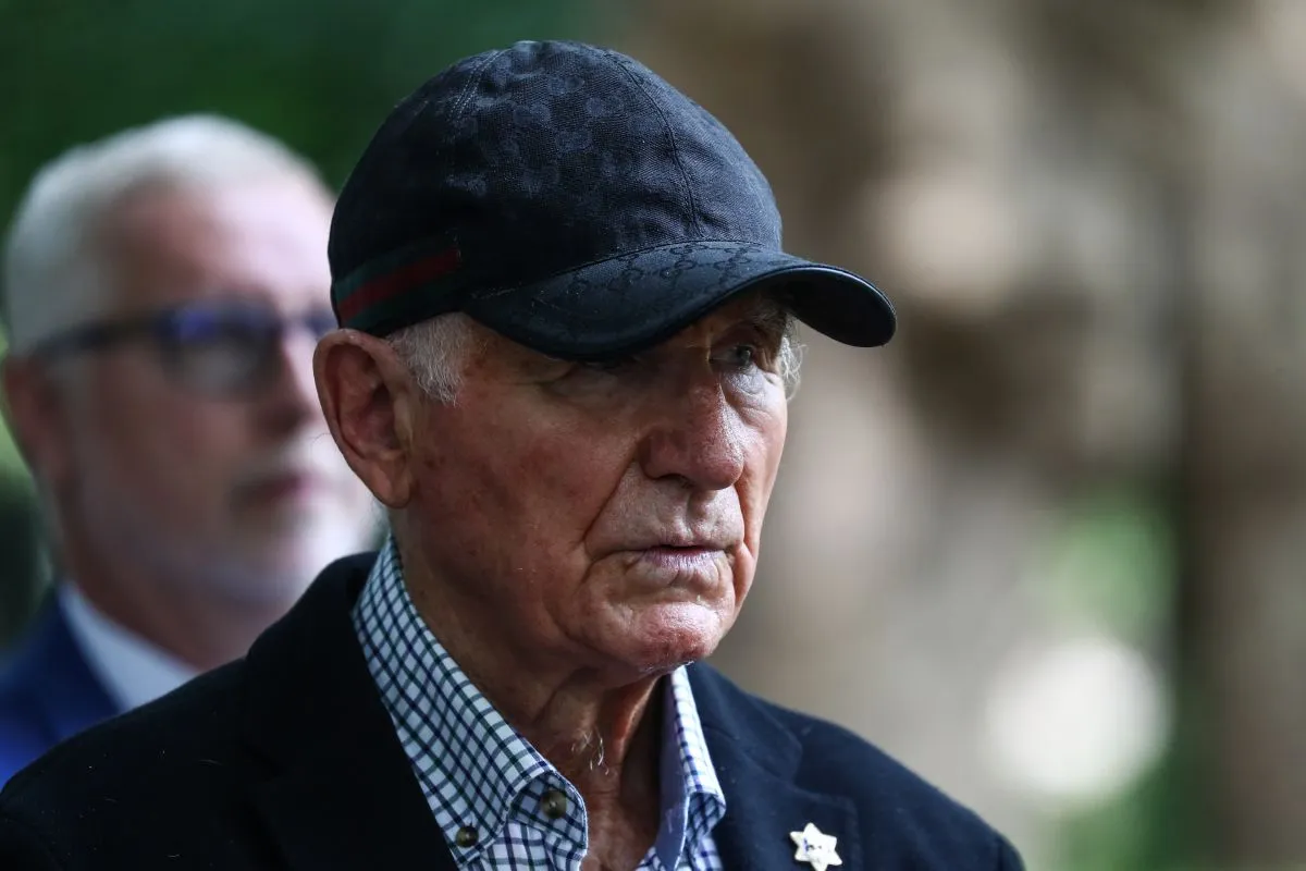 Zsa Zsa Gabor's urn buried in Budapest