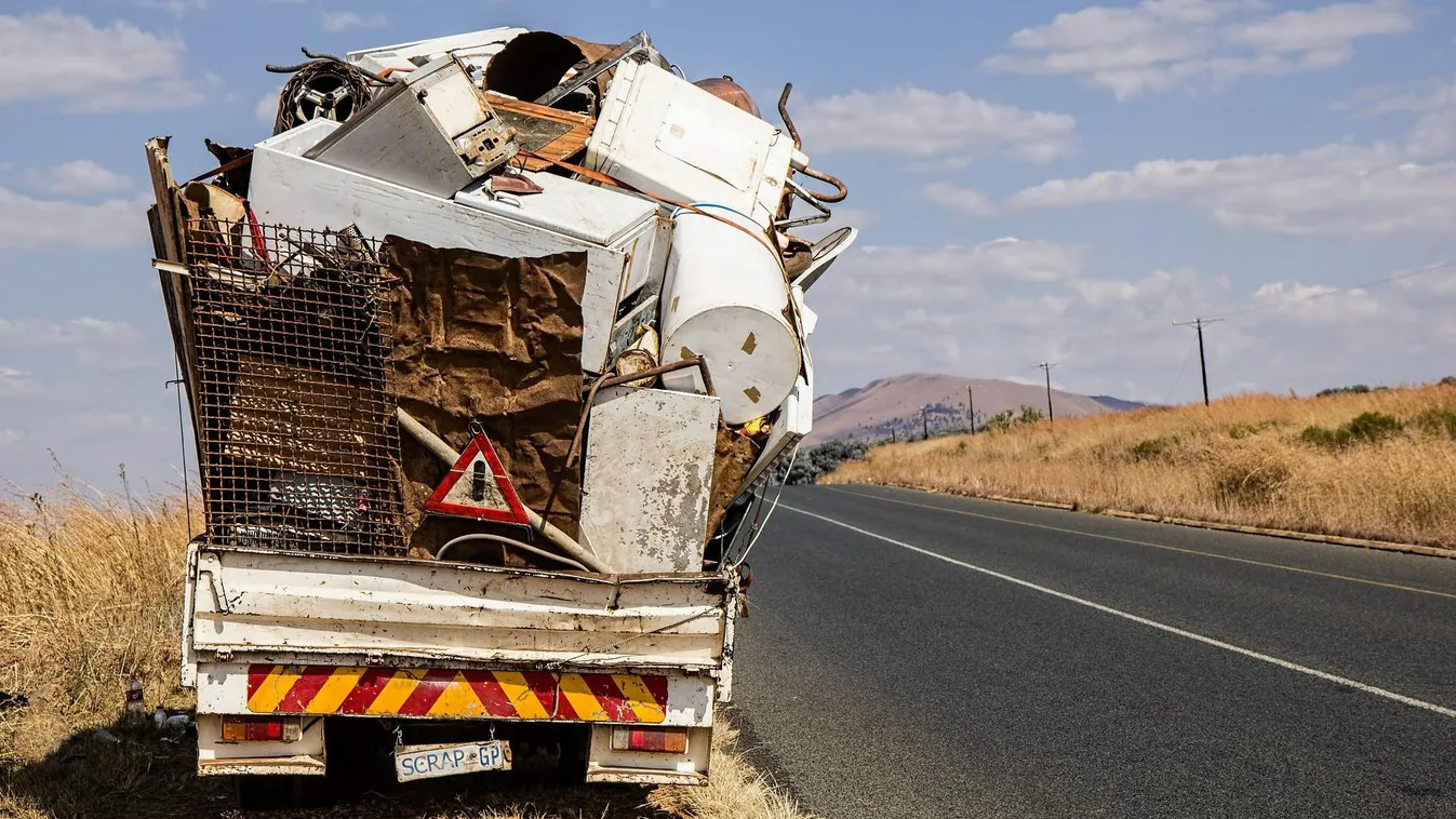 Csúnyán átverték a lakókat a lomisok Magyarországon