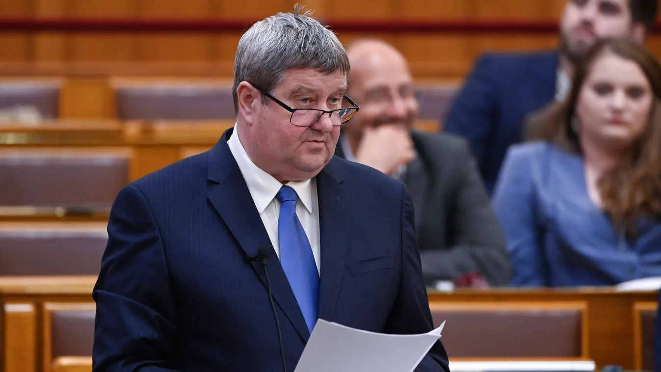 Fidesz: A baloldal válság idején magára hagyta a magyar embereket