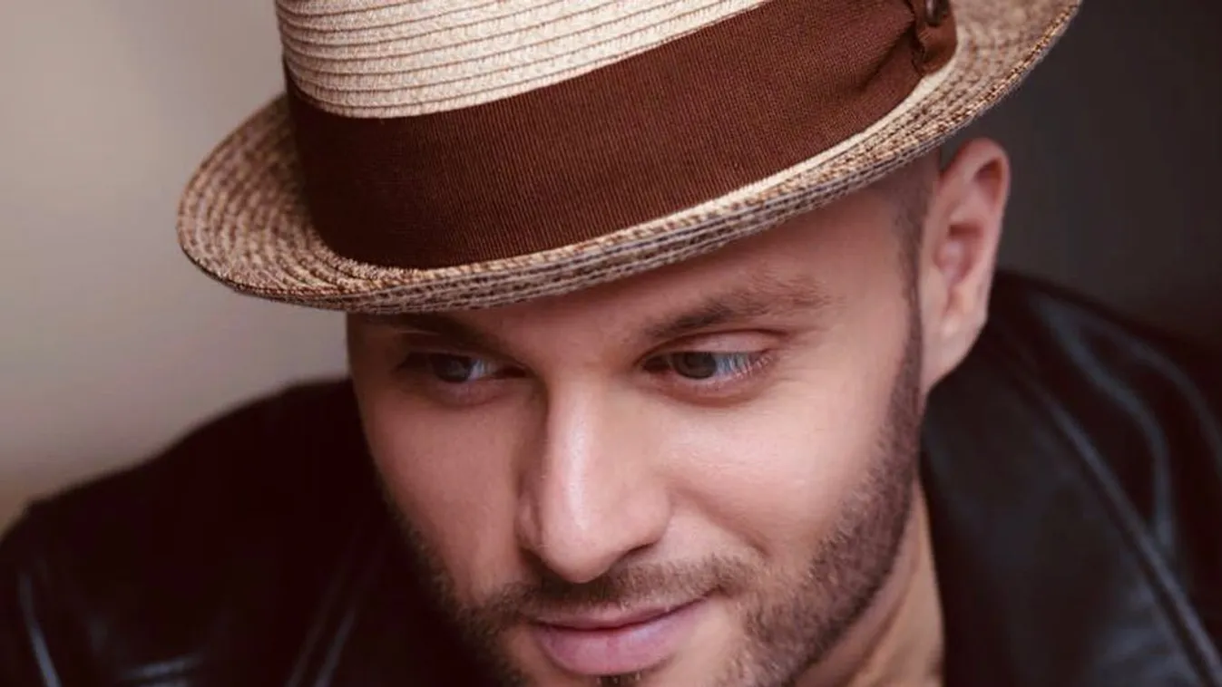 Új szerepben Takács Nikolas: meglepő, mibe vágta a fejszéjét