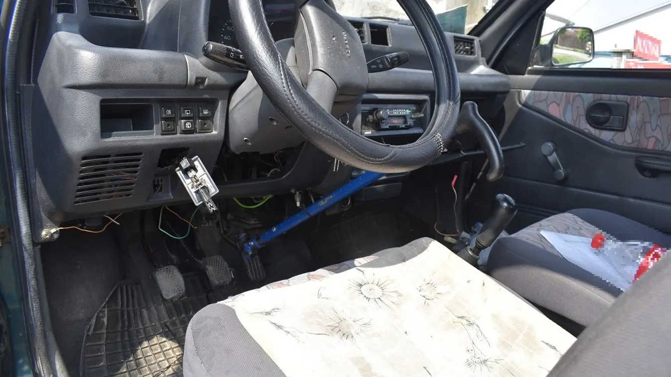 Így pótolta elvesztett jobb lábát