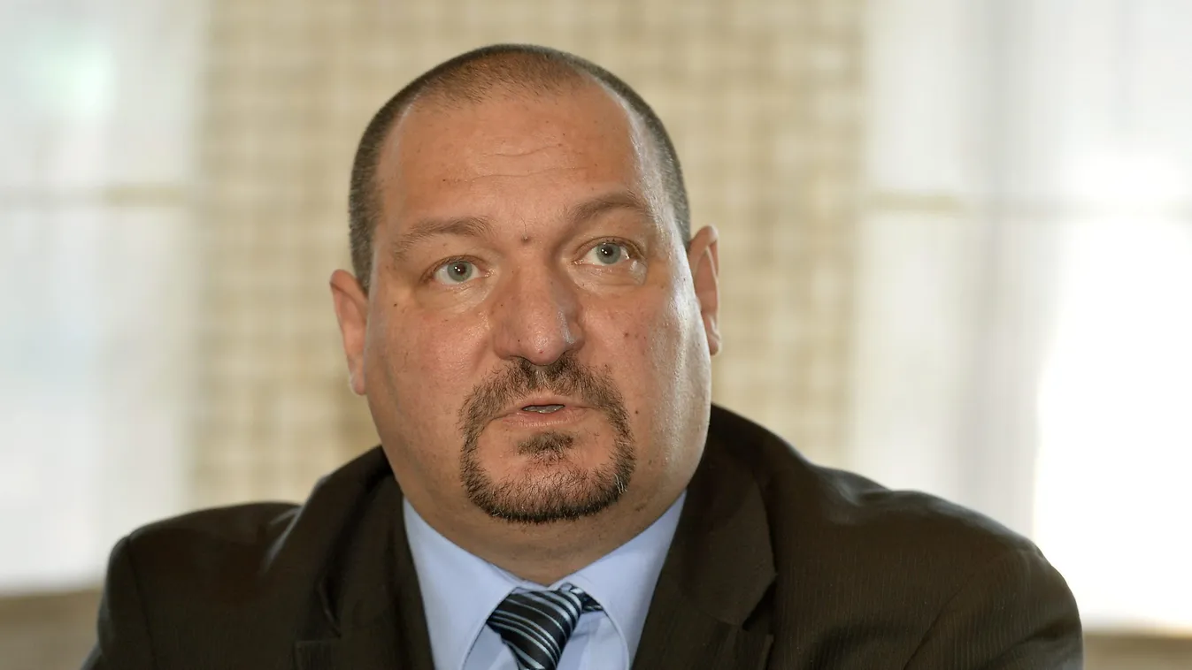 Németh Szilárd: Rezsicsökkentés nélkül a gázért ötször, az áramért háromszor többet kellene fizetnünk