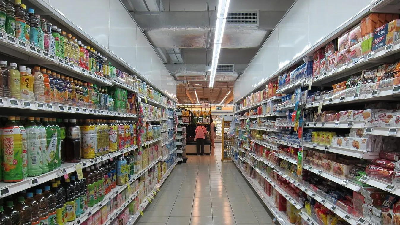 Így lesznek nyitva a boltok a pünkösdi hétvégén