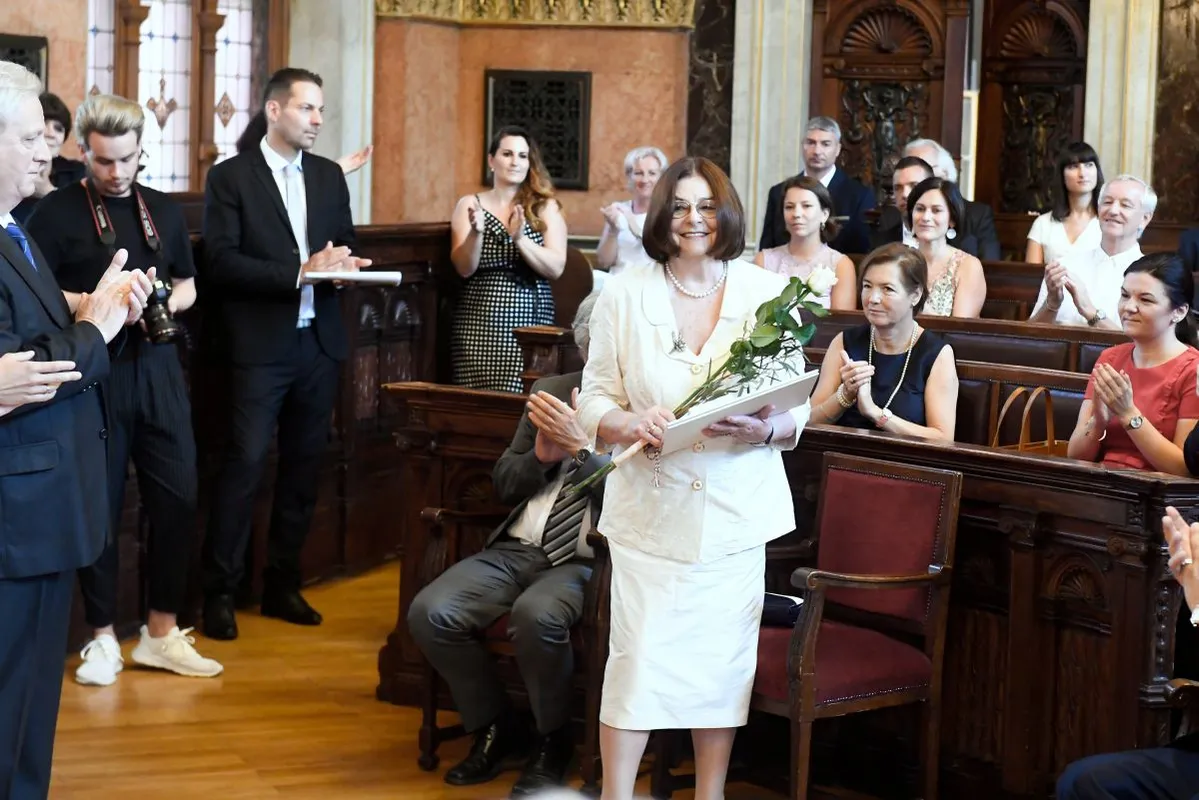 TARLÓS István; BÉRES Ilona