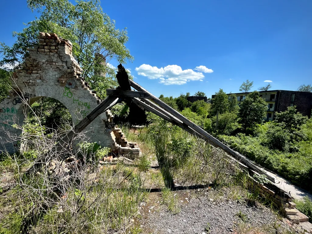 20220602 Budapest, Hazánk egyik legismertebb szellemvárosa Veszprém közelében, Szentkirályszabadja település határában áll. A szovjet katonáknak épített kisvárosban az akkori viszonyokhoz képest szinte luxus uralkodott. Fotó:Bánkúti Sándor