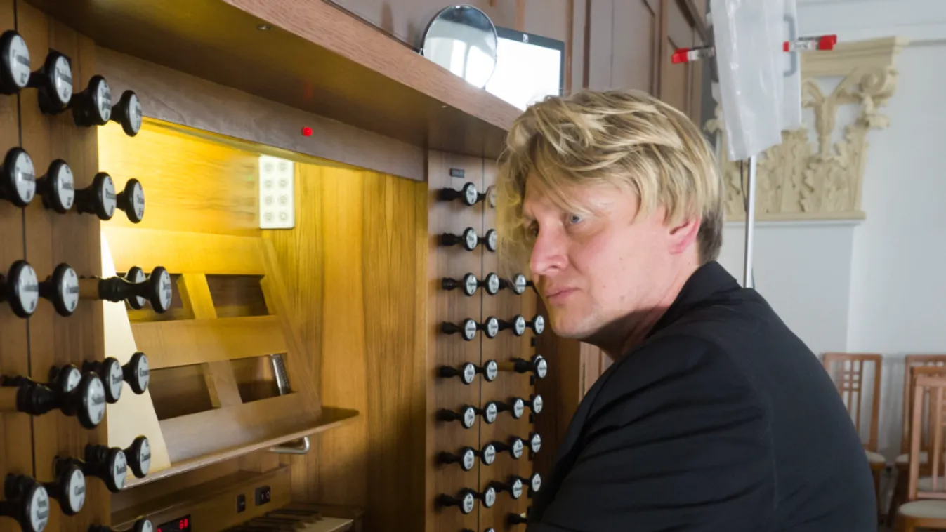 Dráma: elvesztette testvérét a magyar sztár