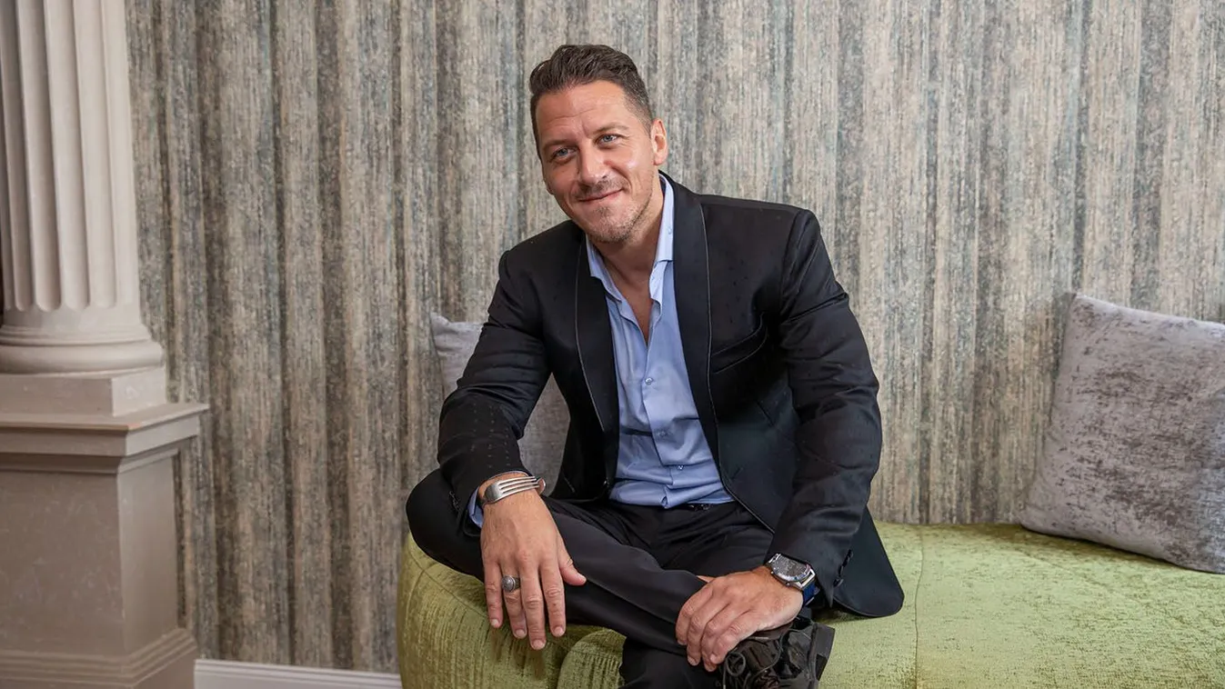 Megható szerelmes fotó Vastag Csabáról és kedveséről