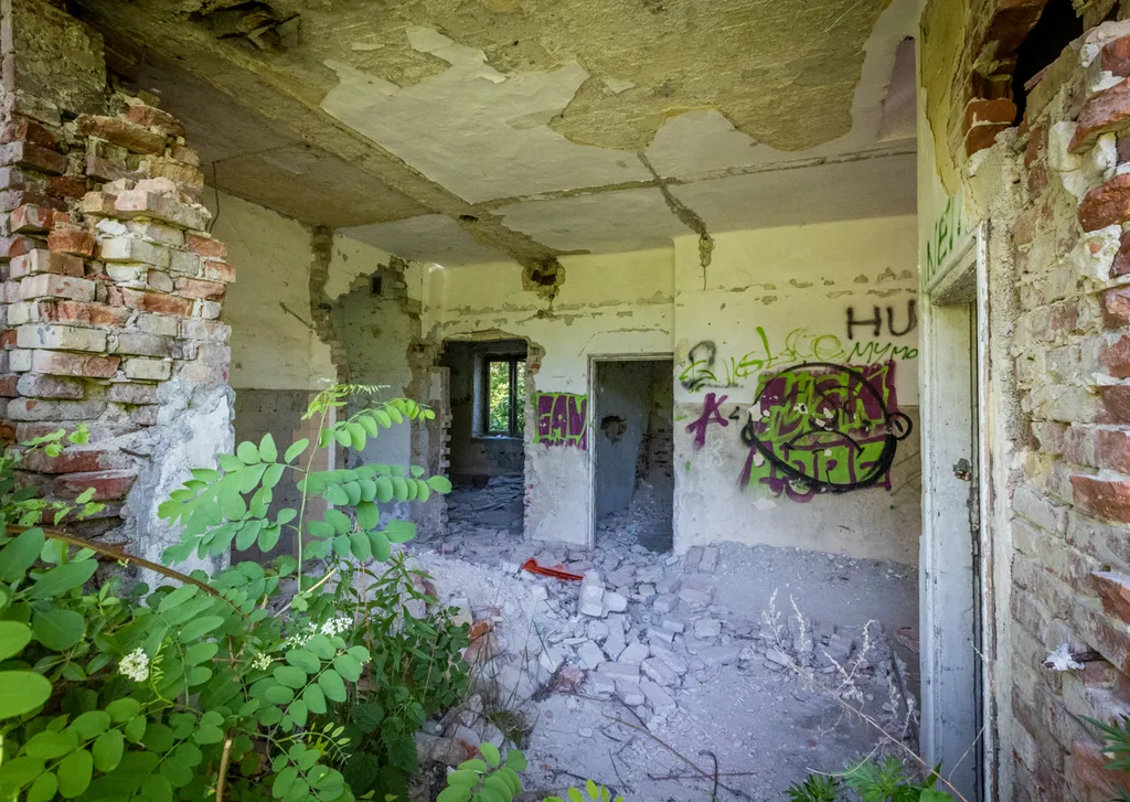 20220602 Budapest, Hazánk egyik legismertebb szellemvárosa Veszprém közelében, Szentkirályszabadja település határában áll. A szovjet katonáknak épített kisvárosban az akkori viszonyokhoz képest szinte luxus uralkodott. Fotó:Bánkúti Sándor