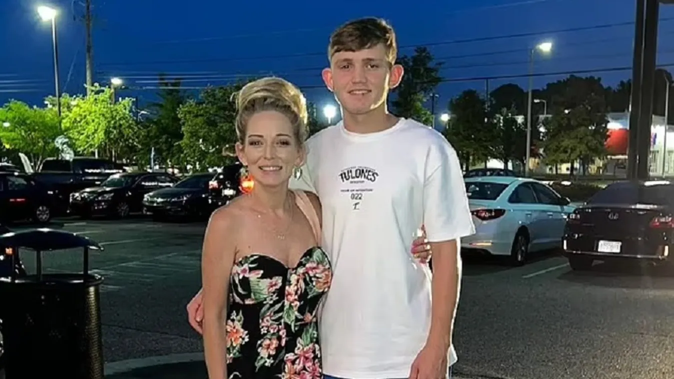 Zokogva jelentette be a TikTok sztár: meghalt a fia