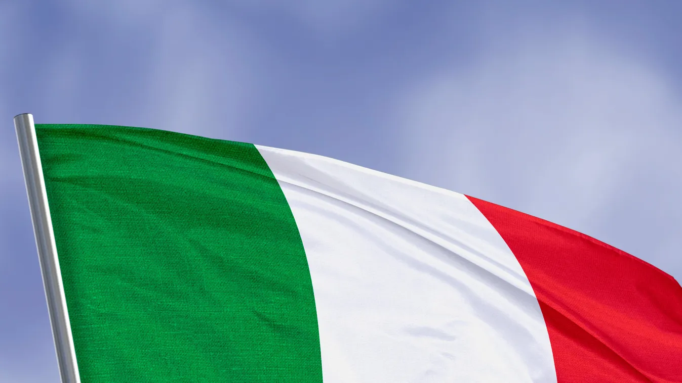 Italy,Flag,Isolated,On,Sky,Background.,Close,Up,Waving,Flag