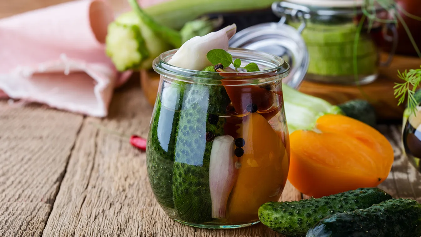 Így készül a dobálós savanyúság, ez a legjobb recept télire