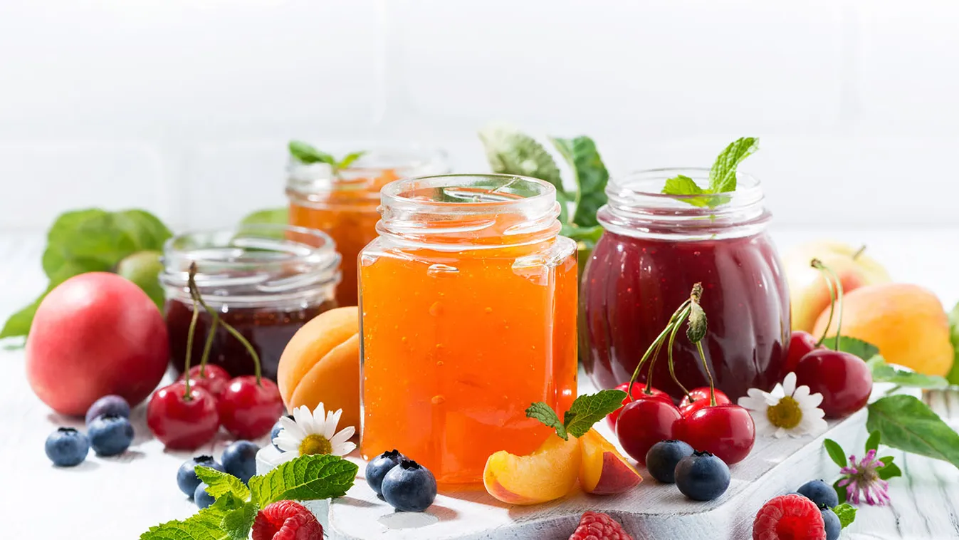 Így tűnik el legkönnyebben a befőttesüvegekről a címke