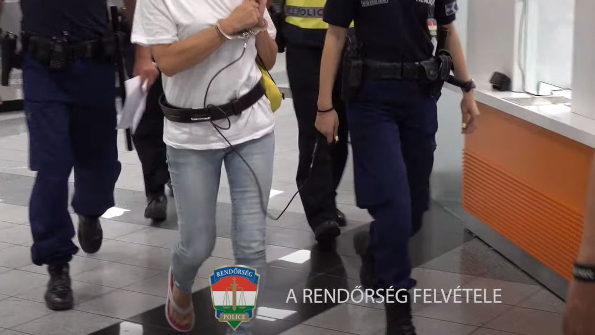 Hoppá: repülővel tért haza a körözött magyar bűnöző – videó