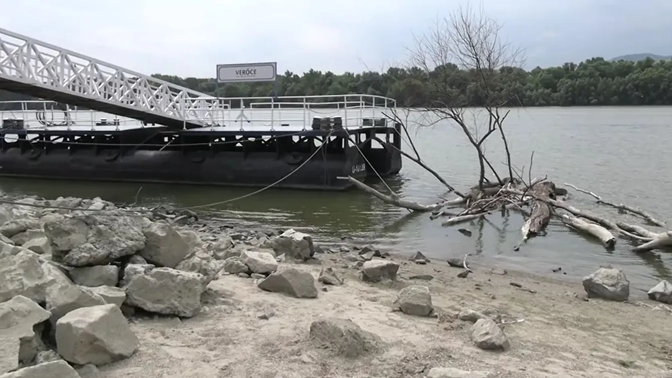 Olyan alacsony a Duna vize, hogy már hajók sem köthetnek ki