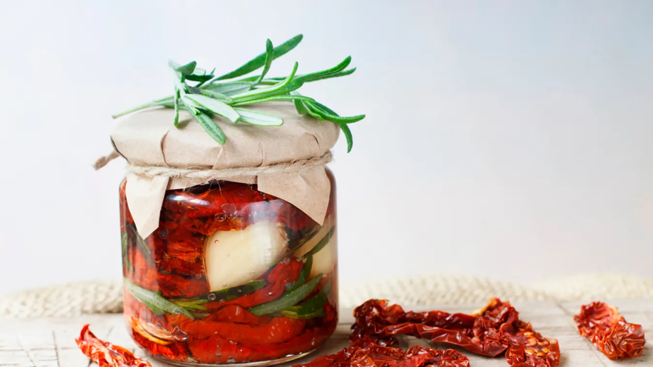 Így tedd el télire a paradicsomot