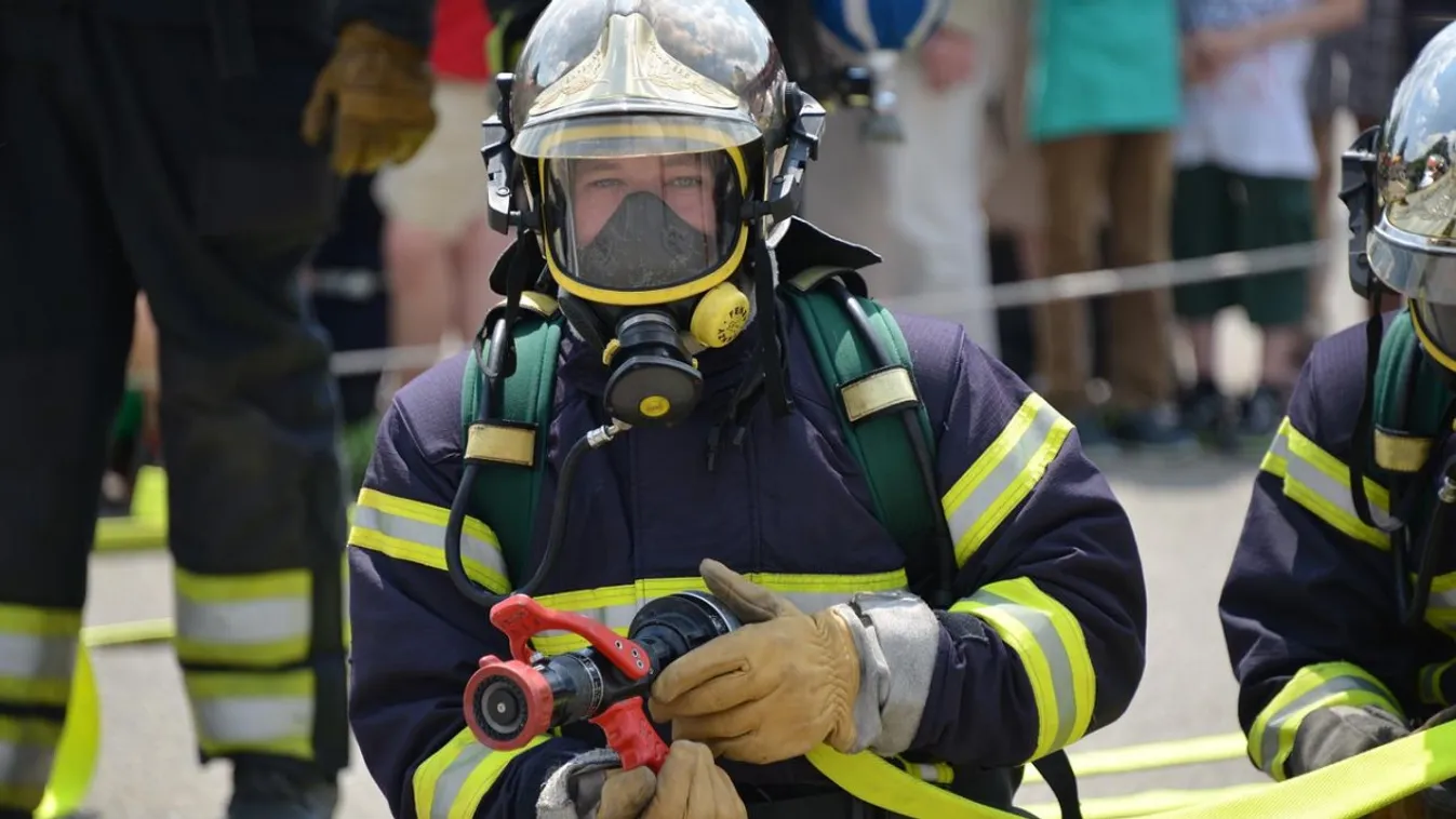 Tűz ütött ki Budapest belvárosában