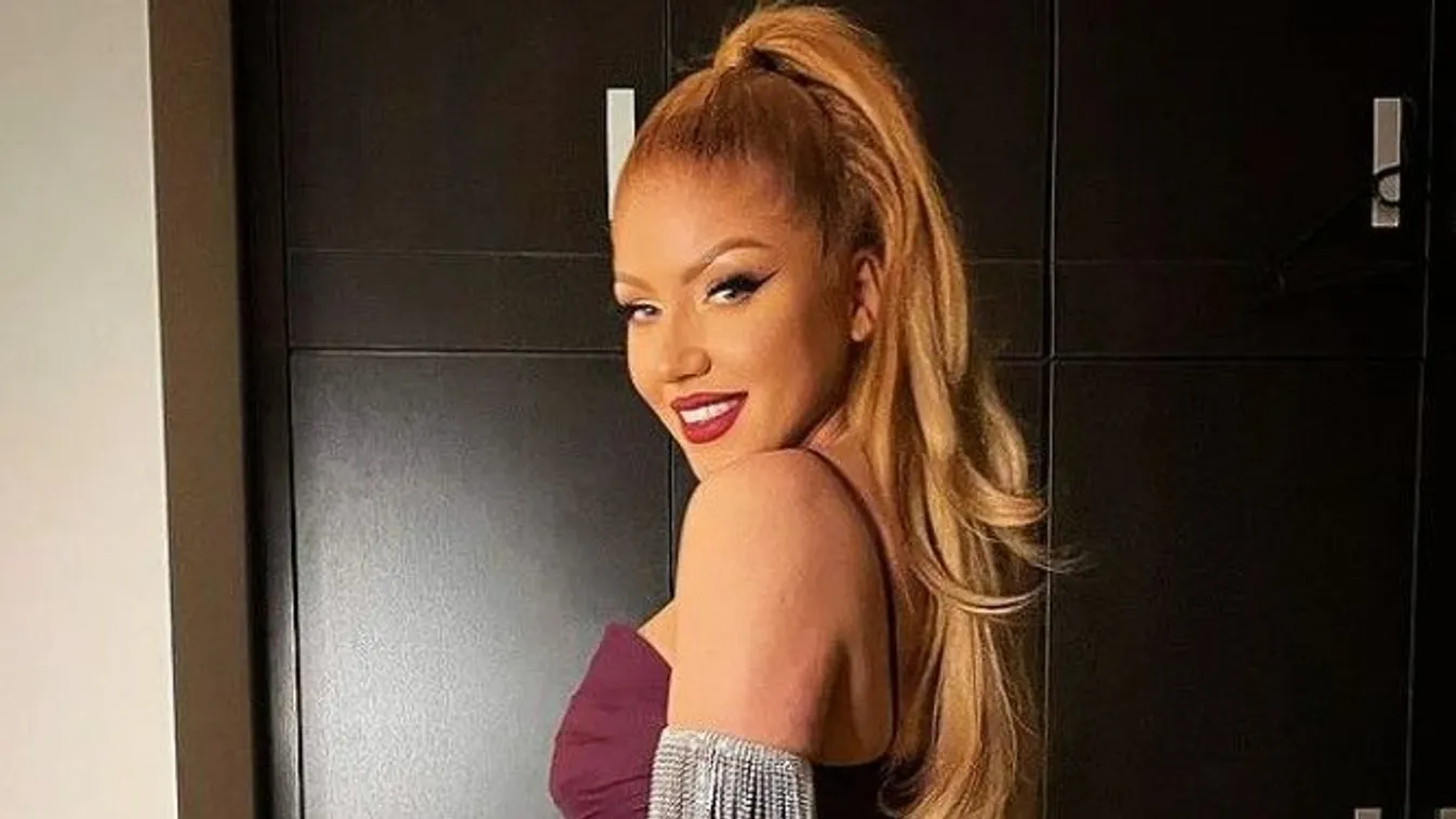 Videóban szívja a betiltott Elf Bart Tolvai Reni