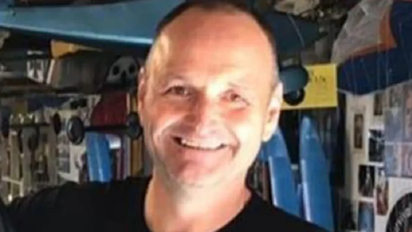 Lezuhant siklóernyőzés közben Martin