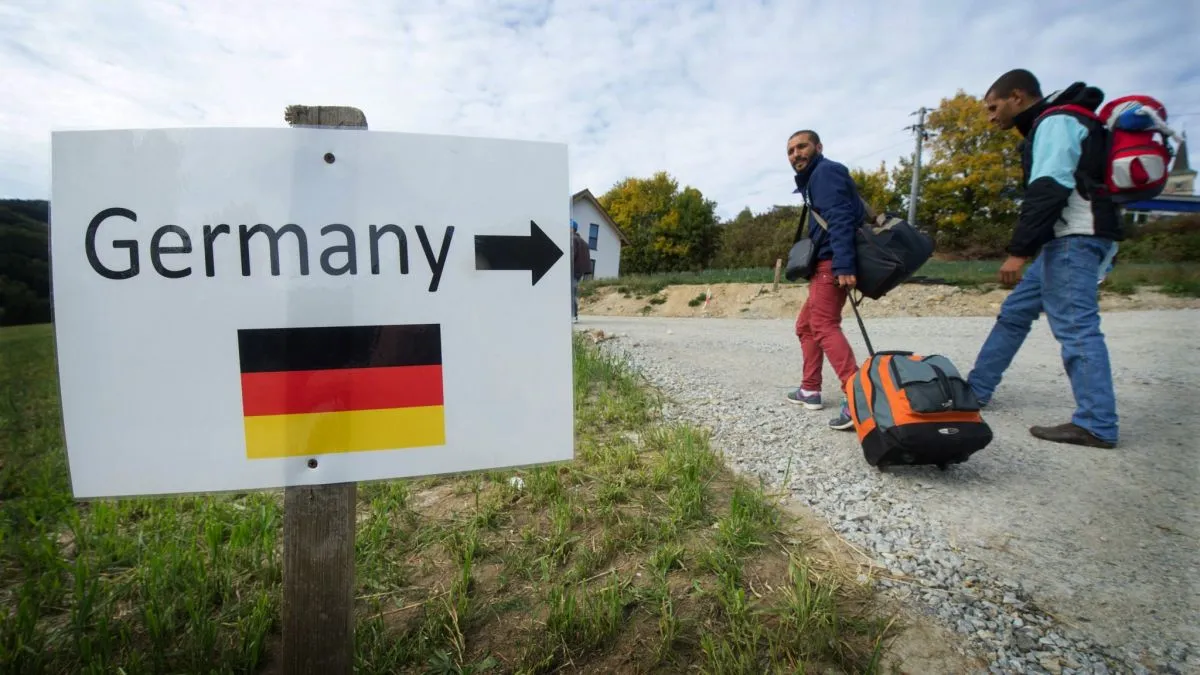 Refugees at the Austrian-German border