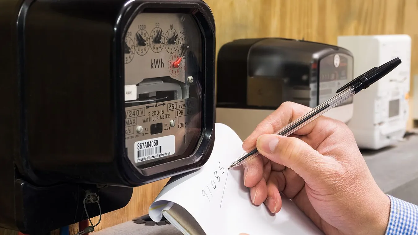 London,,Uk,,April,1st,2022:,Taking,A,Meter,Reading,,Jotting