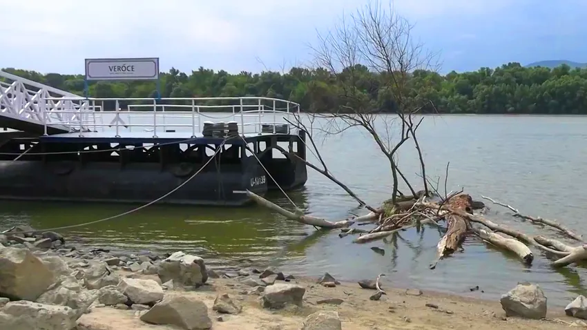 Az alacsony vízállás miatt bezárt a verőcei hajóállomás