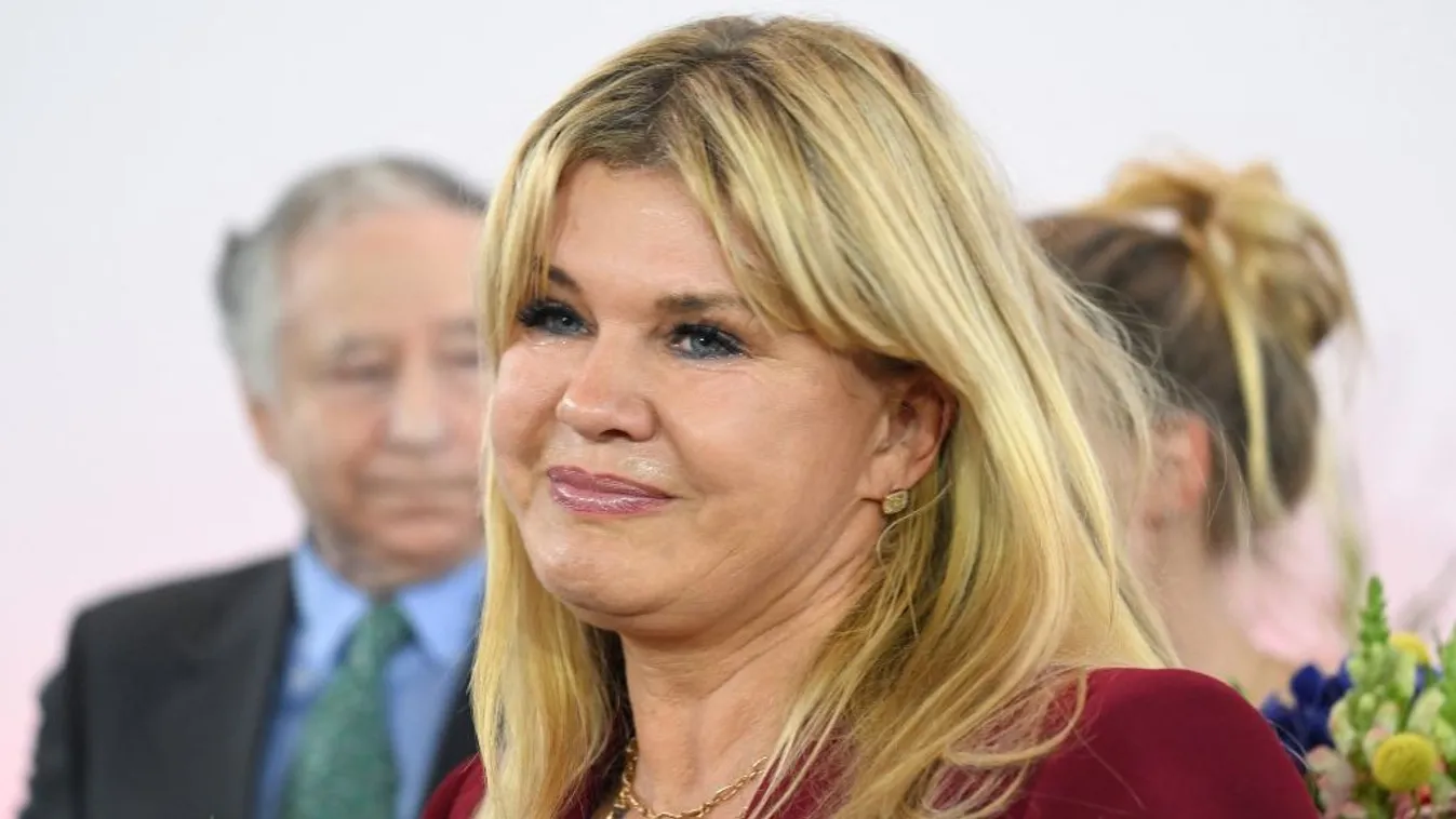 Előtörtek a könnyek Michael Schumacher feleségéből