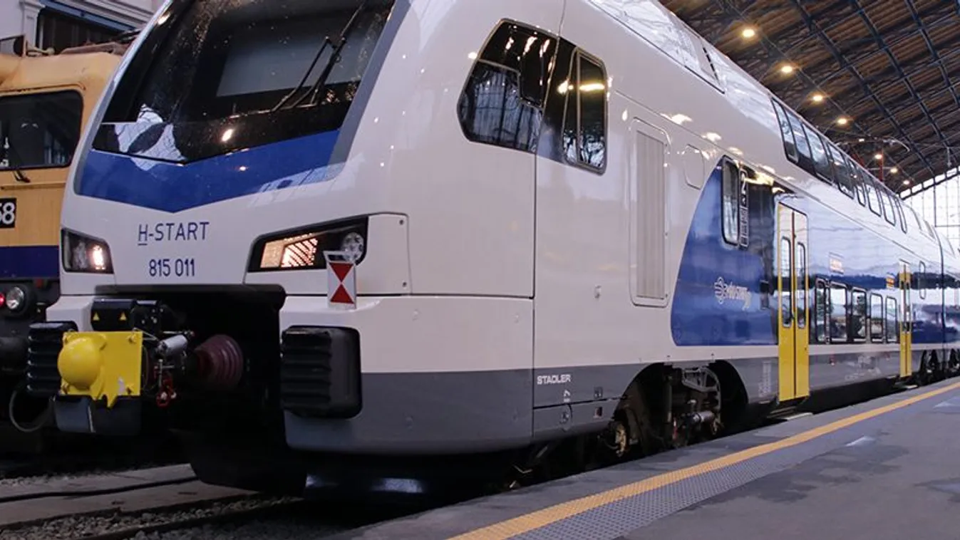 Utasok rekedtek a forró vonaton a Keleti pályaudvaron