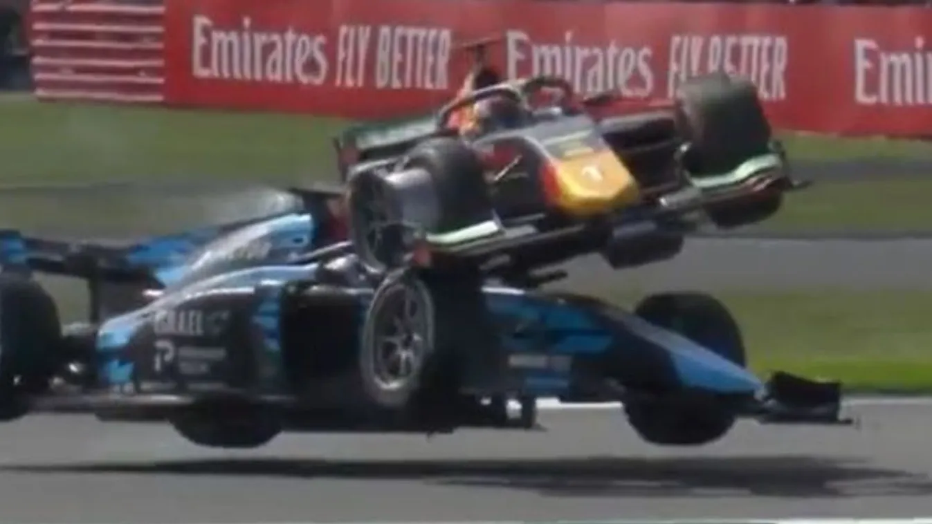 Sokkoló: glória mentette meg a pilótát – videó