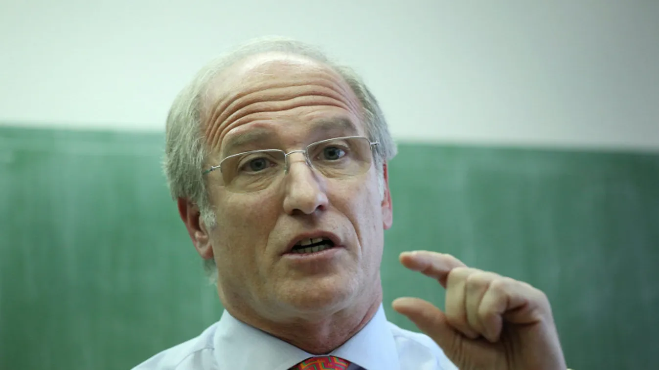 Surányi György: Legyen télen hidegebb a magyarok lakása!