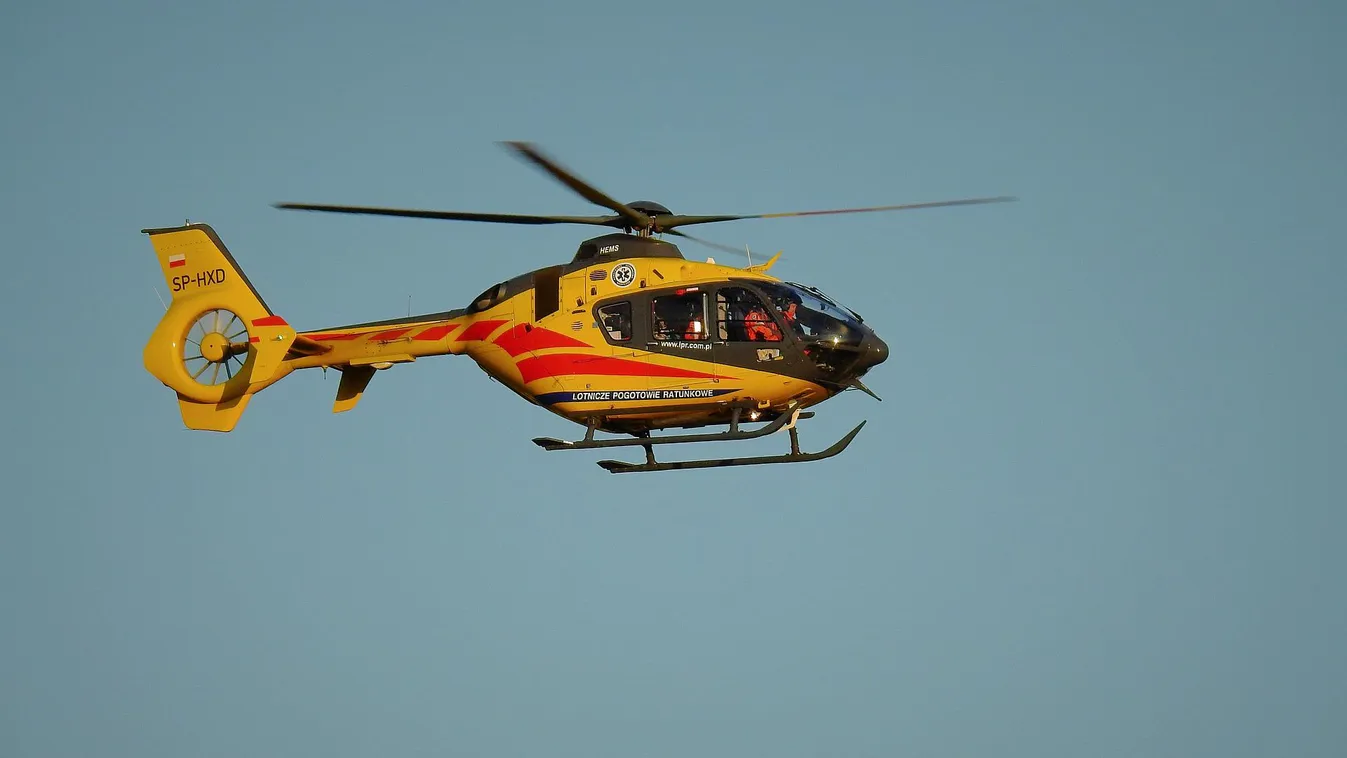 Egyéves fiúcska zuhant a halálba a hetedikről