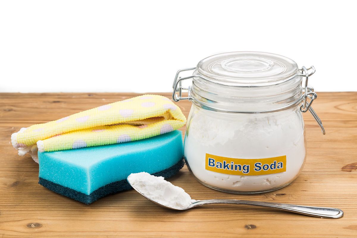 Baking,Soda,With,Sponge,And,Towel,For,Effective,And,Safe