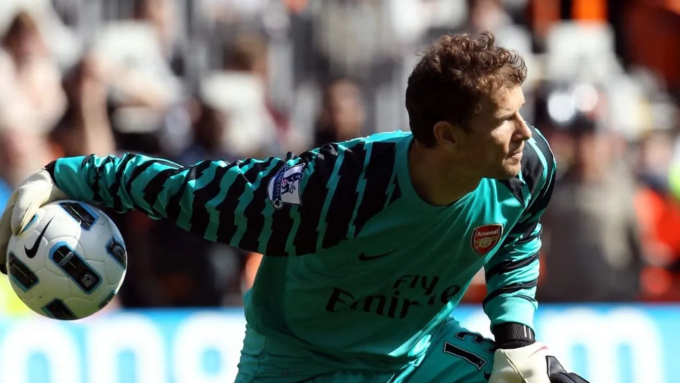 Megőrült a világsztár, láncfűrésszel támadt a szomszédra