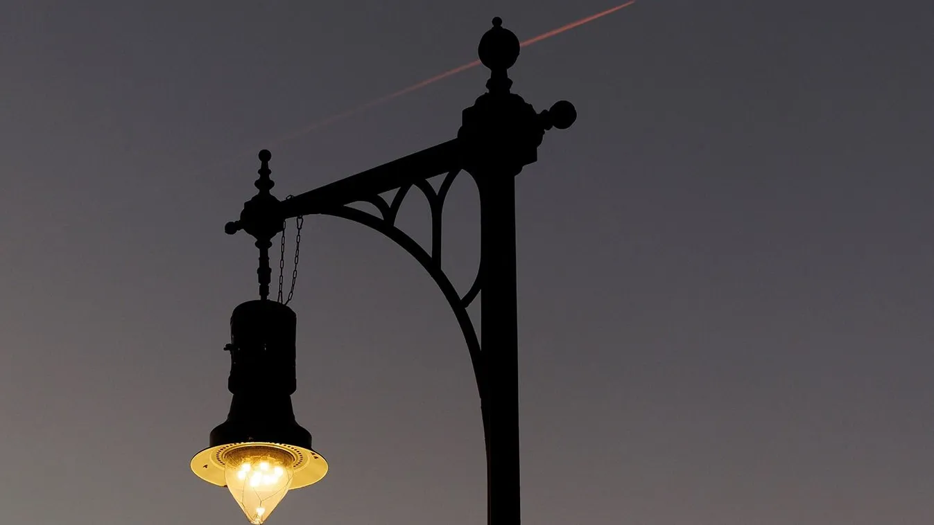 A gázlámpáknak annyi Berlinben, ezen is spórol a város