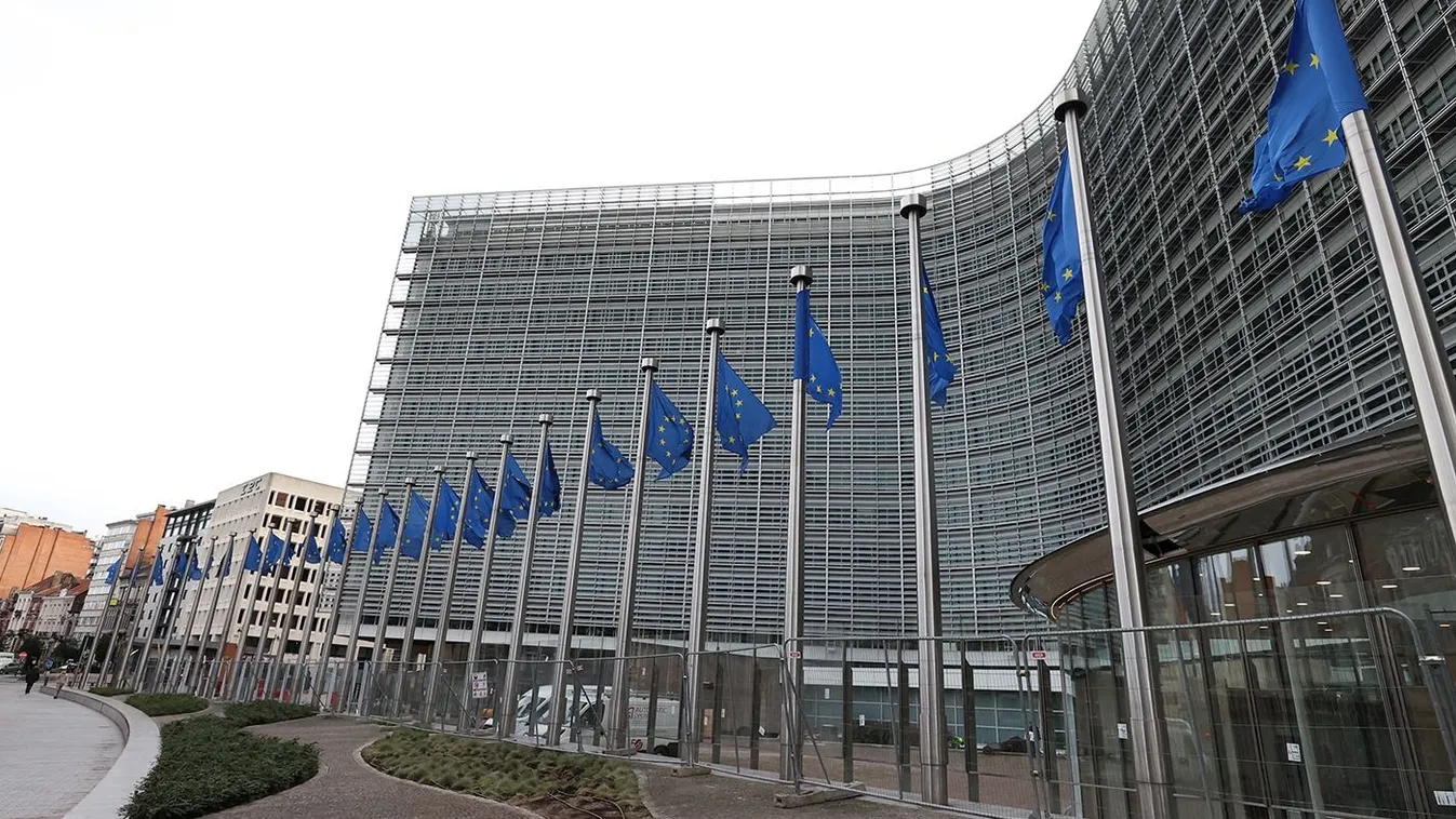 Euro százmilliókat dob ki az ablakon az Európai Parlament