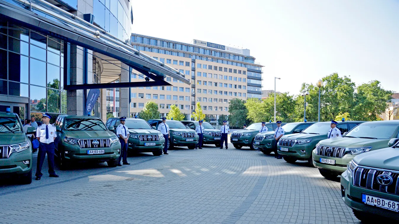 Már szeptemberben szolgálatba lépnek az első határvadászok