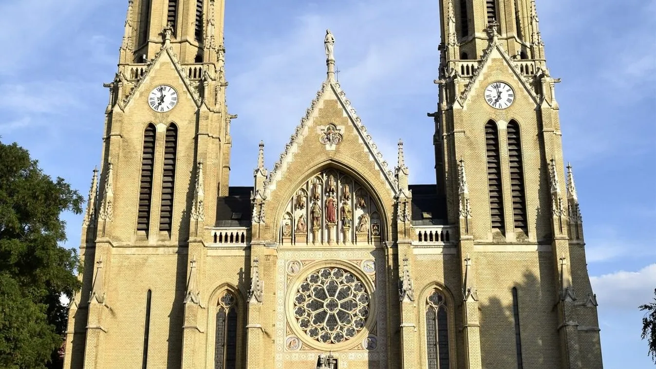 Bemásztunk egy 120 éves orgona belsejébe