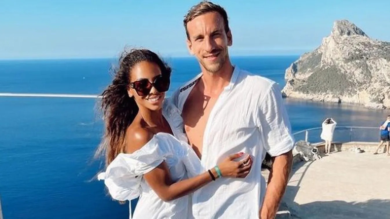 Ez történt Tücsiék házasságával, miután elköltözött a férje