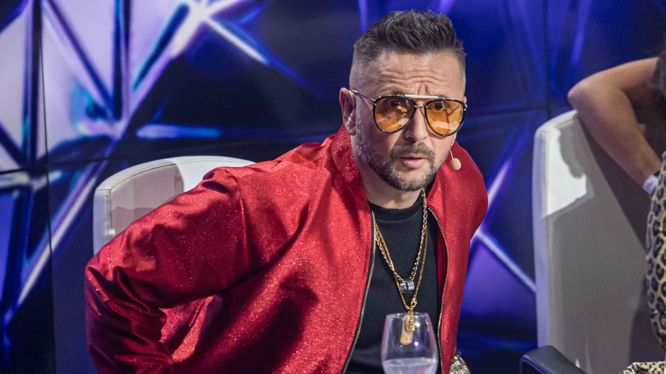 8 milliót követelnek Majkától a lemondott koncert miatt